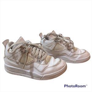 Nike Jordon Boy White Sneakers